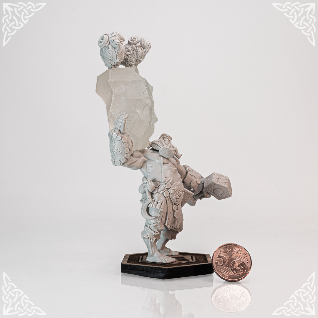 Miniatura Artesanal para Pintar del Dios Nórdico Thor